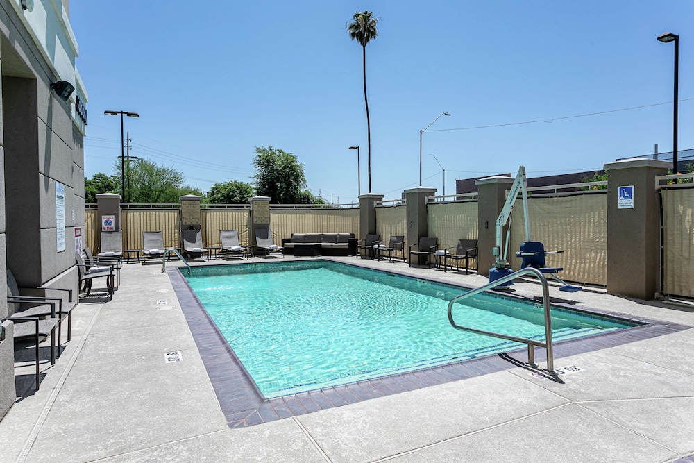Hilton Garden Inn Phoenix Airport North - photo 22