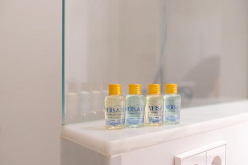 Lujoso Apartamento con piscina en Paseo Maritimo Marbella — 4-Star Luxury Hotel in Marbella, Spain