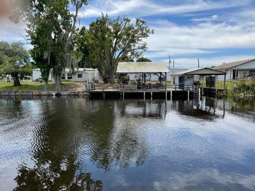 Fisherman's Get A Way — hotel in Okeechobee