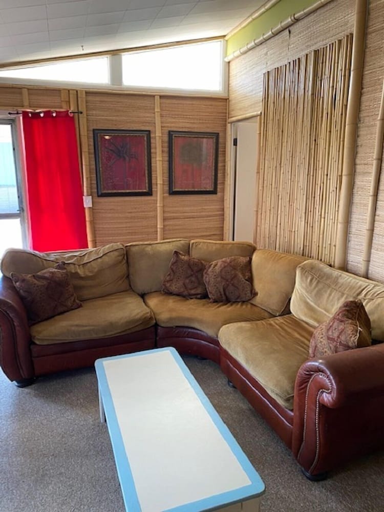 Aloha Beach Club Resort - photo 15