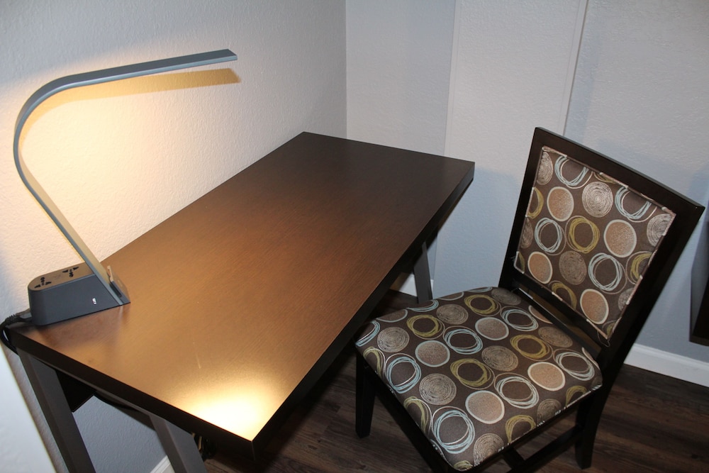 Layne Hotel - photo 10