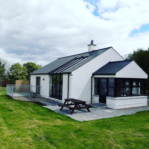 Lakeview Lodge Four Bedroom House — 4-Star Luxury Hotel in Enniskillen, United Kingdom