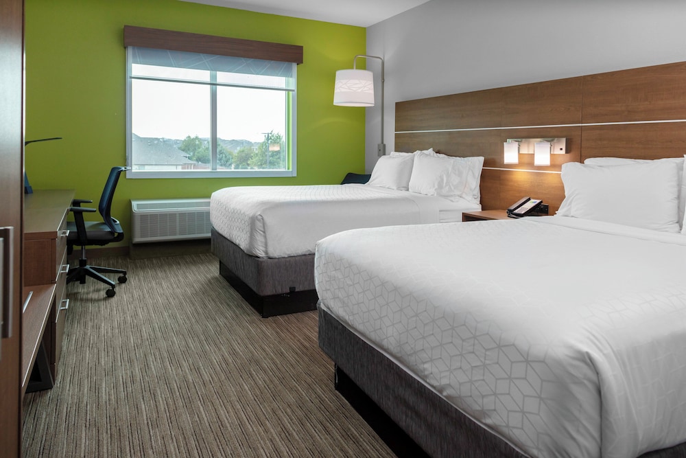 Holiday Inn Express & Suites Leander by IHG - photo 11