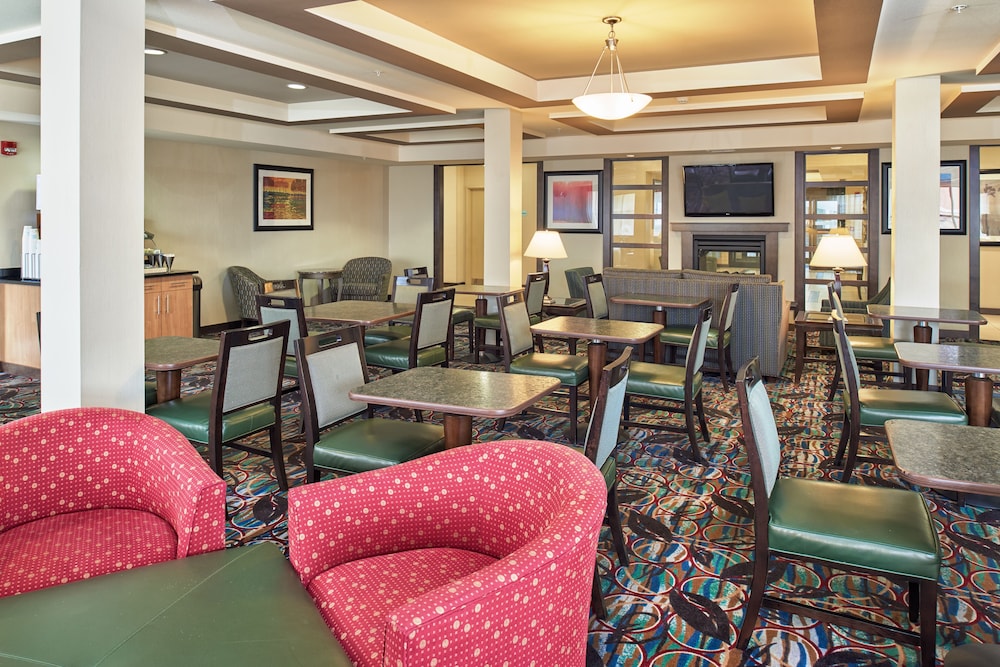 Holiday Inn Express & Suites El Paso Airport Area by IHG - photo 22