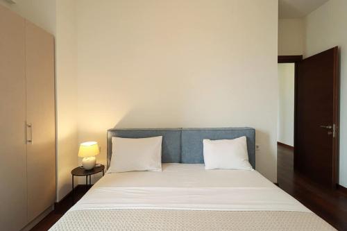 Modern Vake Retreat By Wehost