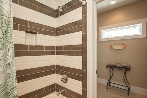 Conch Out by Oak Island Accommodations - photo 30