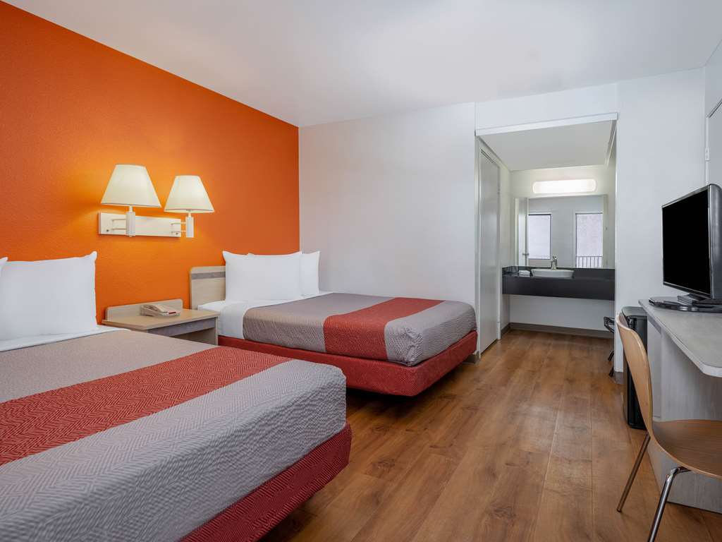 Motel 6 Oceanside CA - photo 15