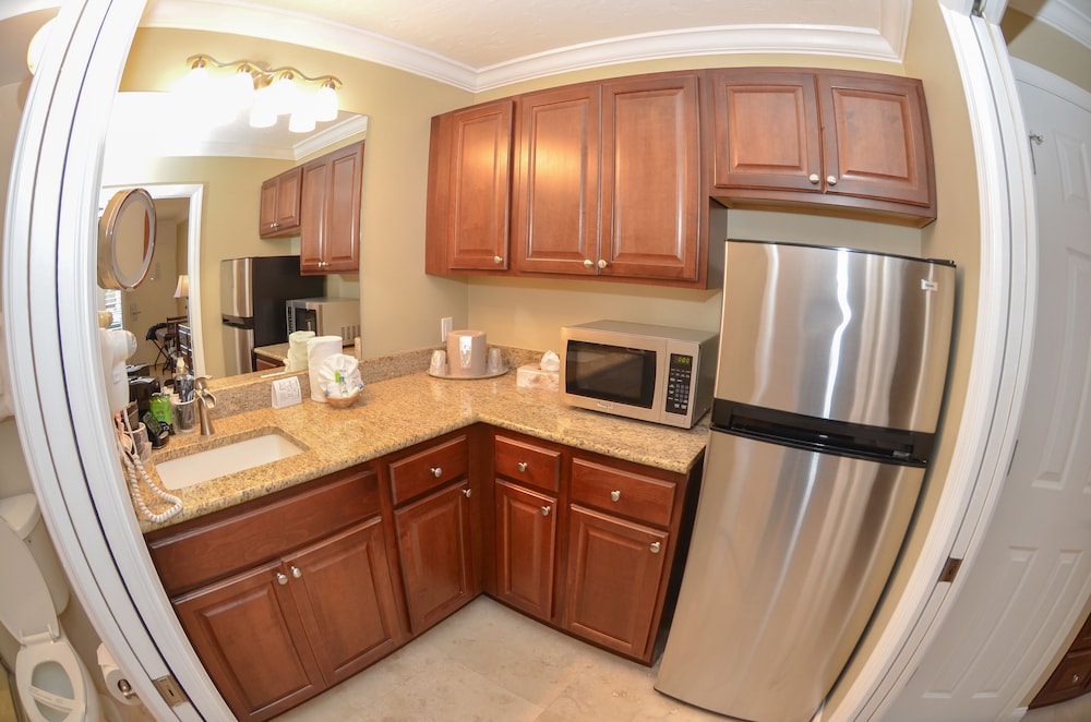 Gulfcoast Inn Naples - photo 17
