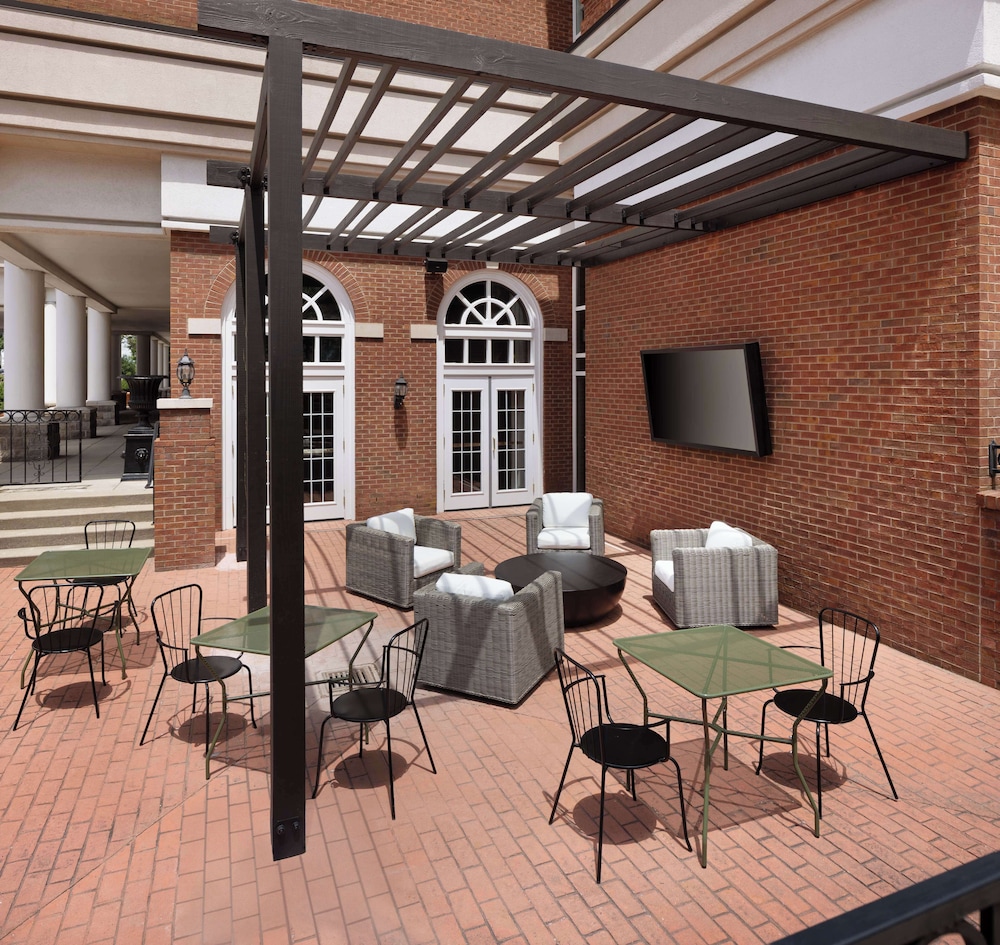 DoubleTree Suites by Hilton Hotel Lexington - photo 71