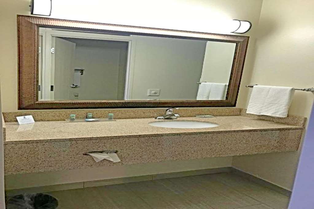 Comfort Inn & Suites O'Fallon St. Louis Area - photo 13