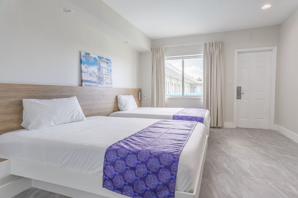 The Biscayne Hotel - photo 3
