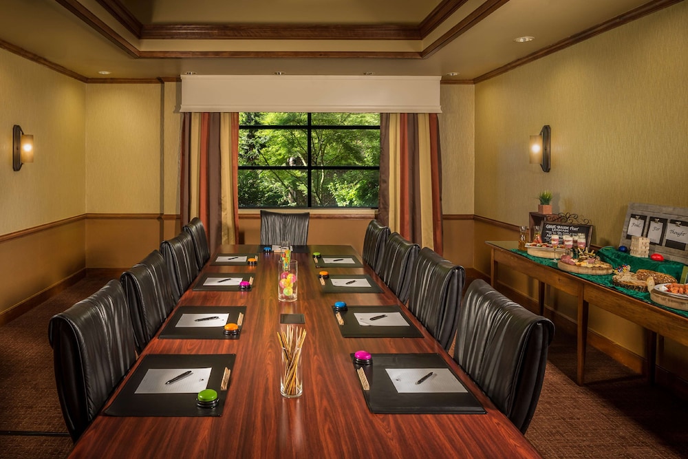 DoubleTree by Hilton Asheville Biltmore - photo 92