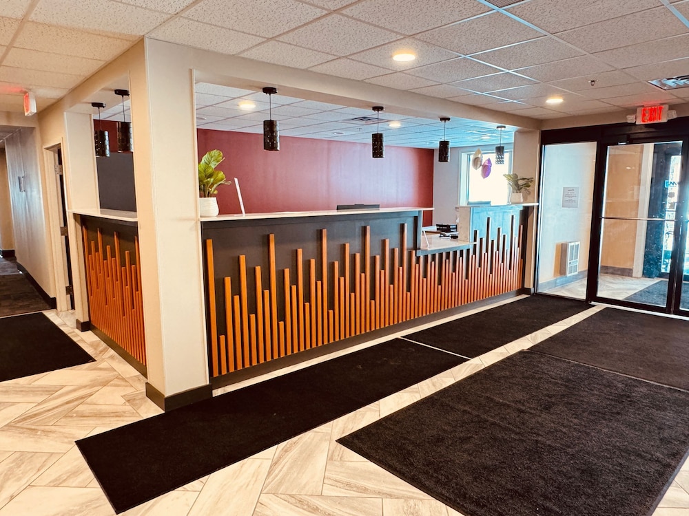 Hibbing Park Hotel & Suites — hotel in Hibbing