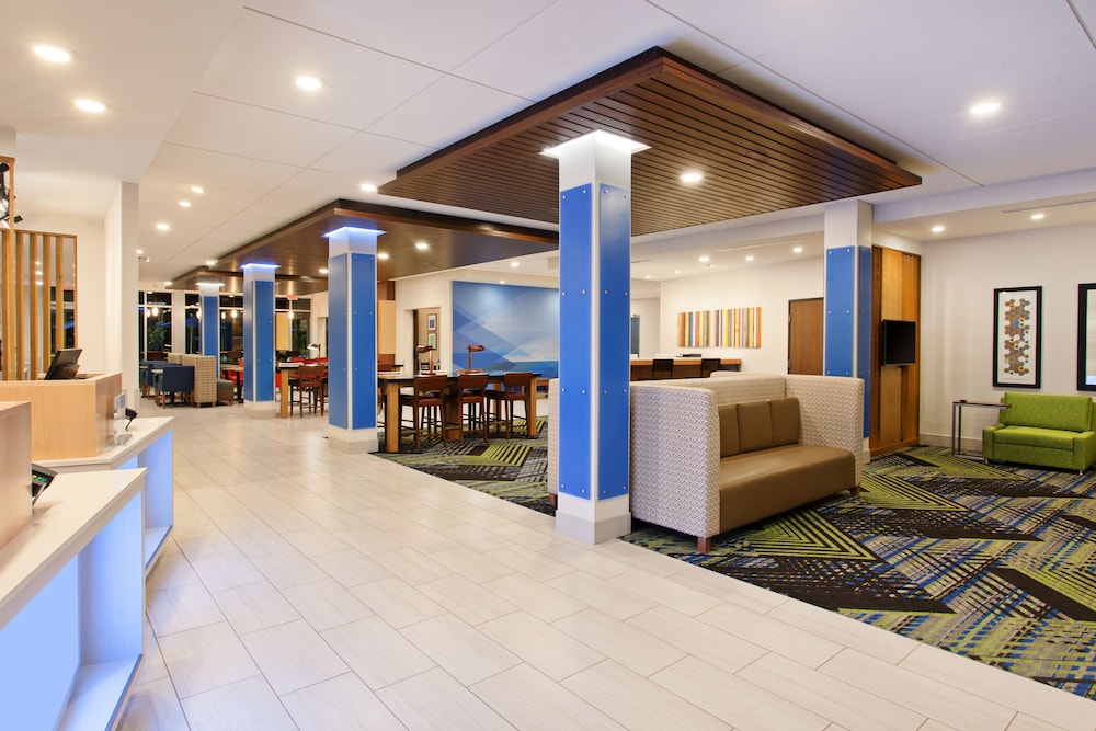 Holiday Inn Express & Suites Moses Lake by IHG - photo 41