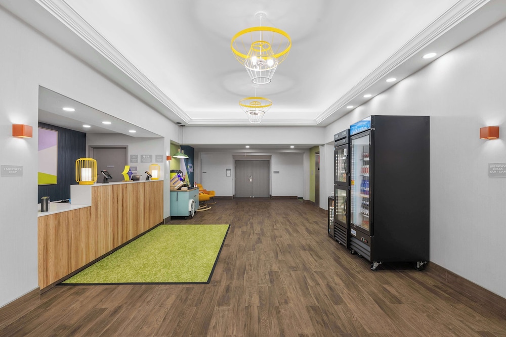 Spark by Hilton Fredericksburg Southpoint - photo 7