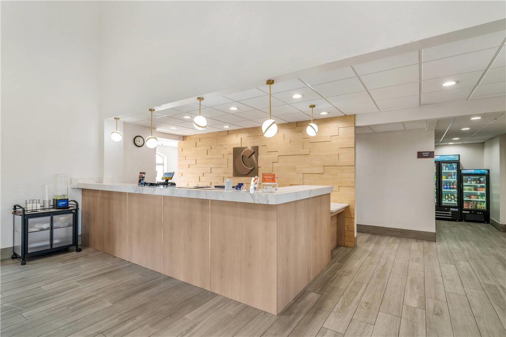Comfort Inn and Suites Madison - photo 9