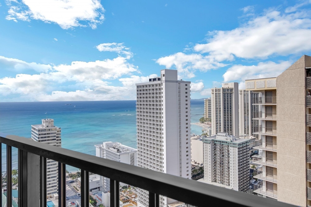 Waikiki Banyan Condo Located One Block From Waikiki Beach by Koko Resort Vacation Rentals - photo 93