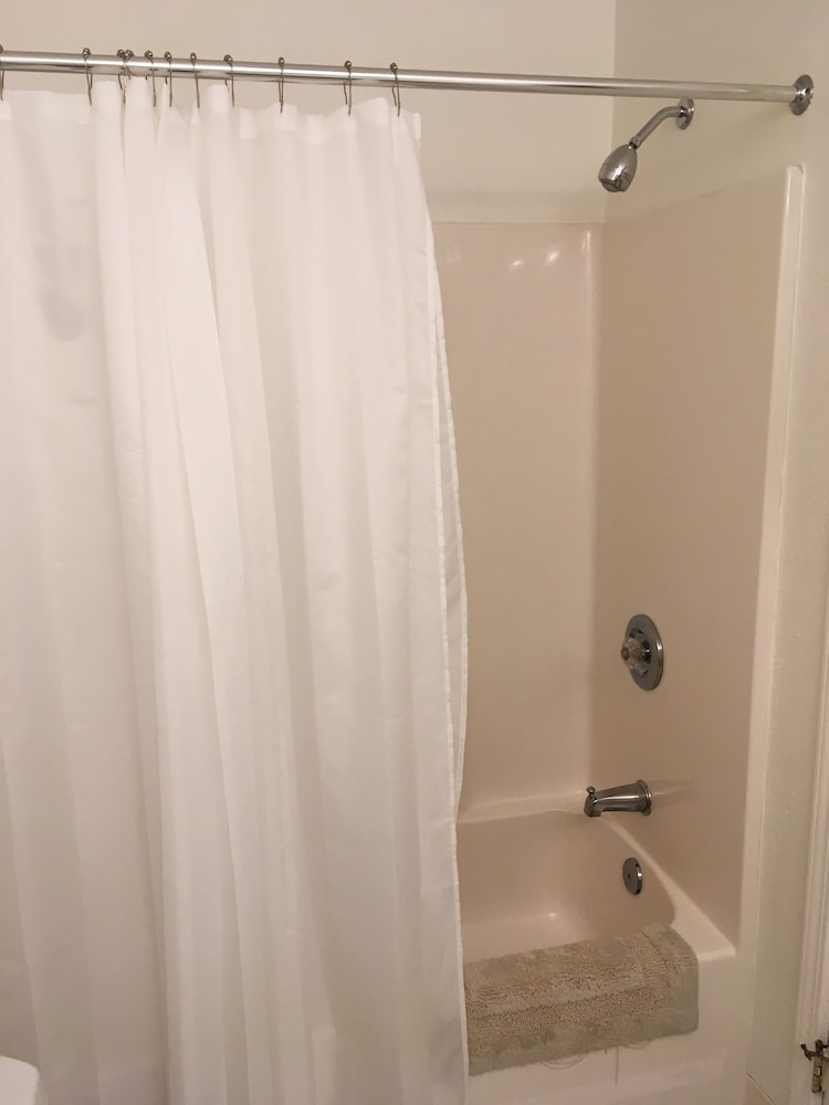 Clear Lake Cottages & Marina - photo 115
