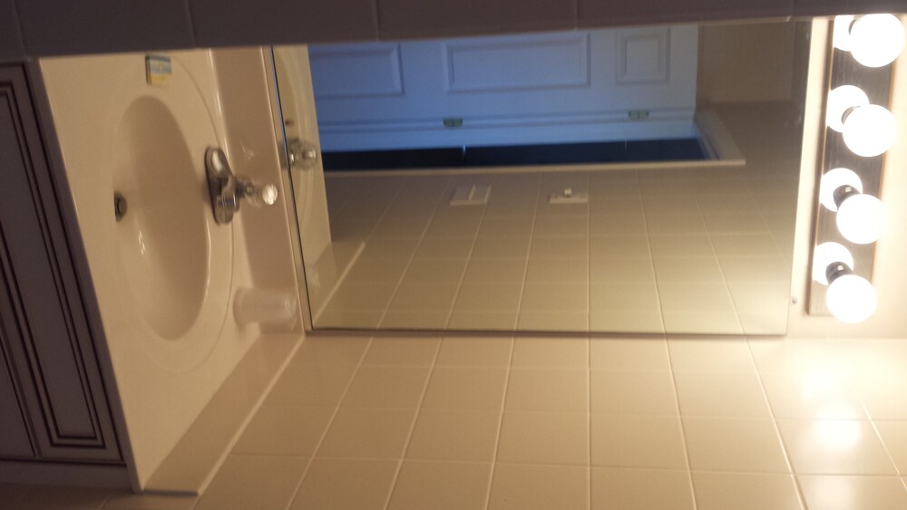 Shore Stay Suites - photo 13