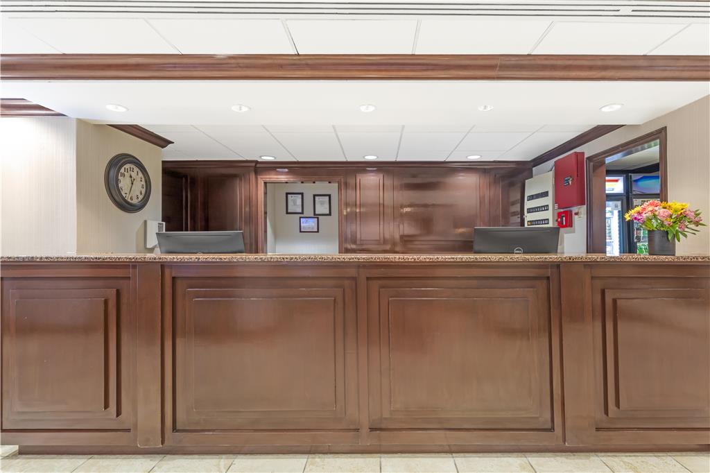 Best Western Dulles Airport Inn - photo 11