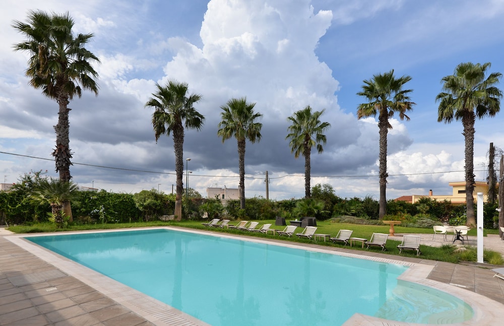 Il Tabacchificio Hotel - carbon neutral hotel in Gagliano Del Capo