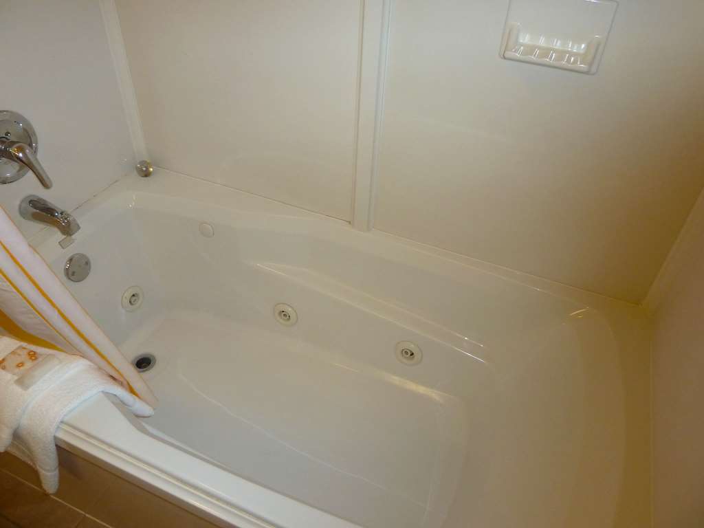 Americas Best Value Inn & Suites Gun Barrel City - photo 24