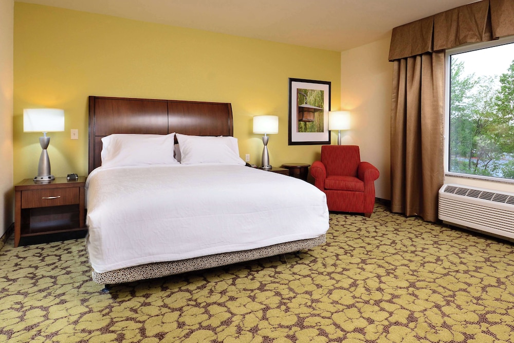 Hilton Garden Inn Greensboro Airport - photo 24