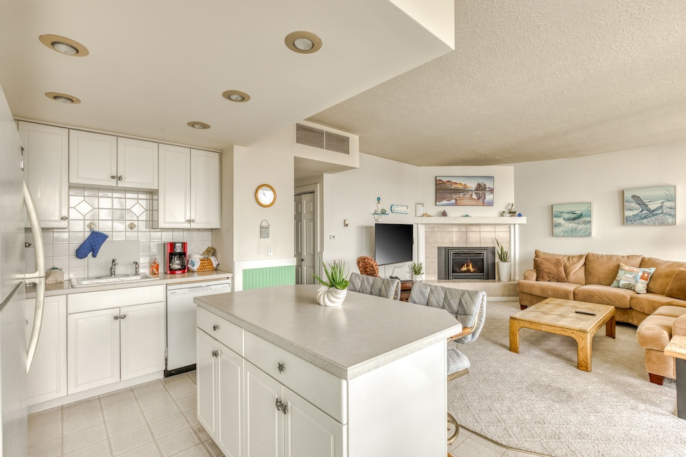 Sand & Sea Resort Condominiums - photo 510