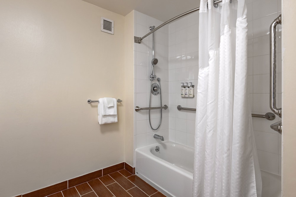 Holiday Inn Bangor by IHG - photo 48