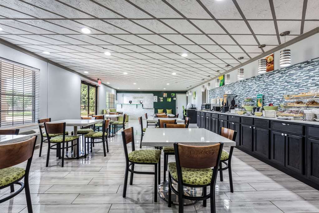 Quality Inn Forrest City I 40 - photo 41