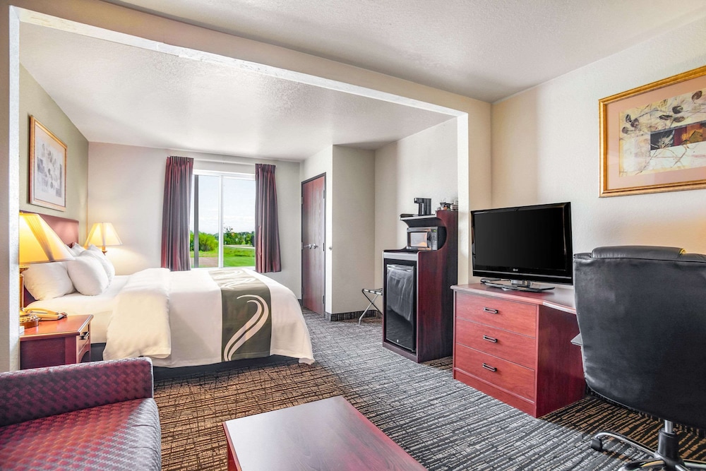Quality Inn Parsons North - photo 13