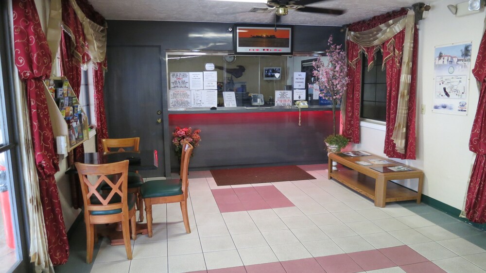 Calimesa Inn Motel - photo 3