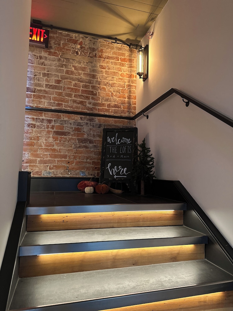 The Lofts 3rd and Main - photo 44