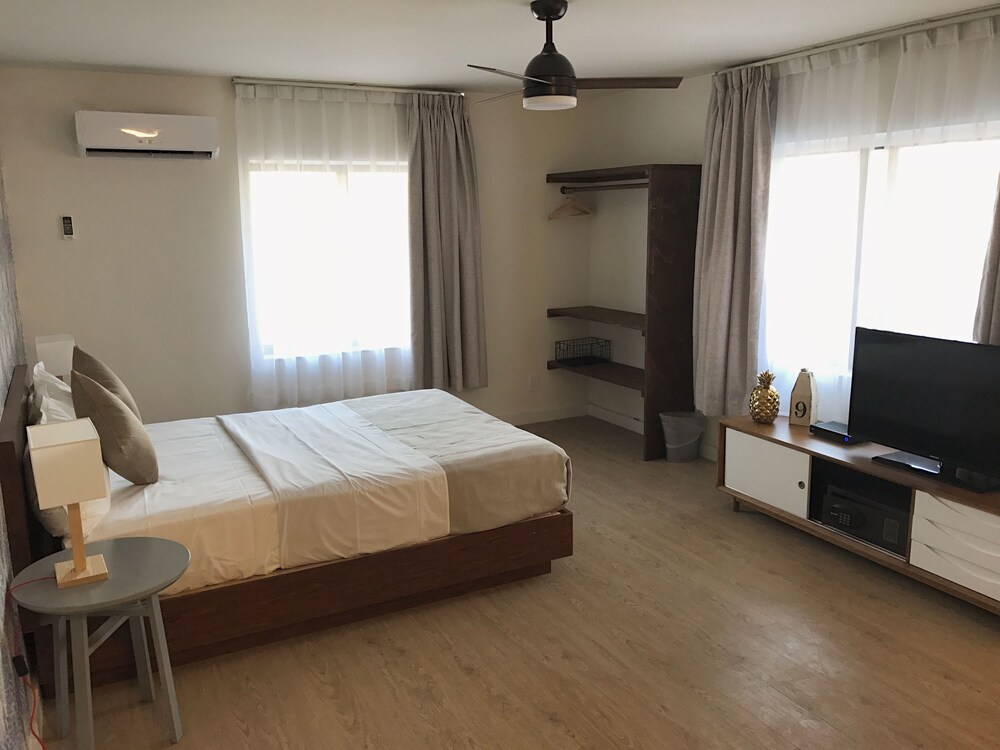 Beach Rooms Inn Hollywood Beach - photo 8