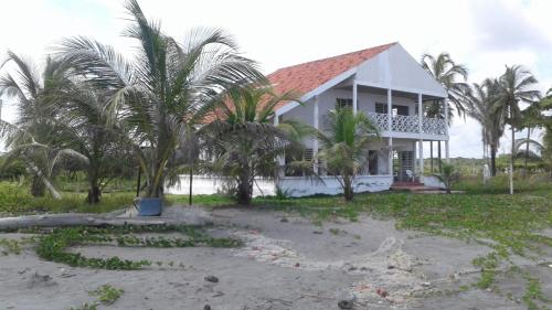 Cabaña Playa De Los Venados — hotel in San Bernardo Del Viento