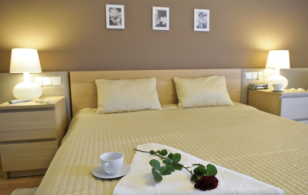 Irs Royal Apartments Irs Fregata — 4-Star Luxury Hotel in Gdansk, Poland