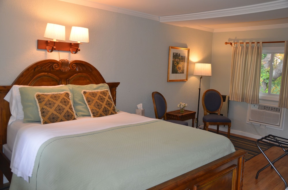 Cornwall Inn and Lodge - photo 47