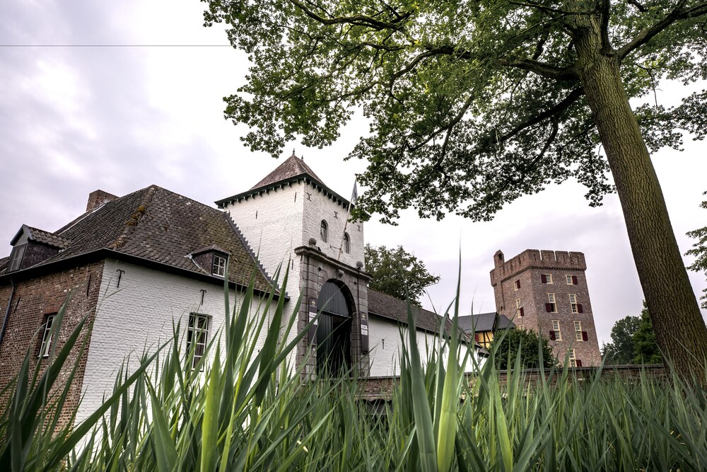 Romantik Hotel Kasteel Daelenbroeck — Herkenbosch