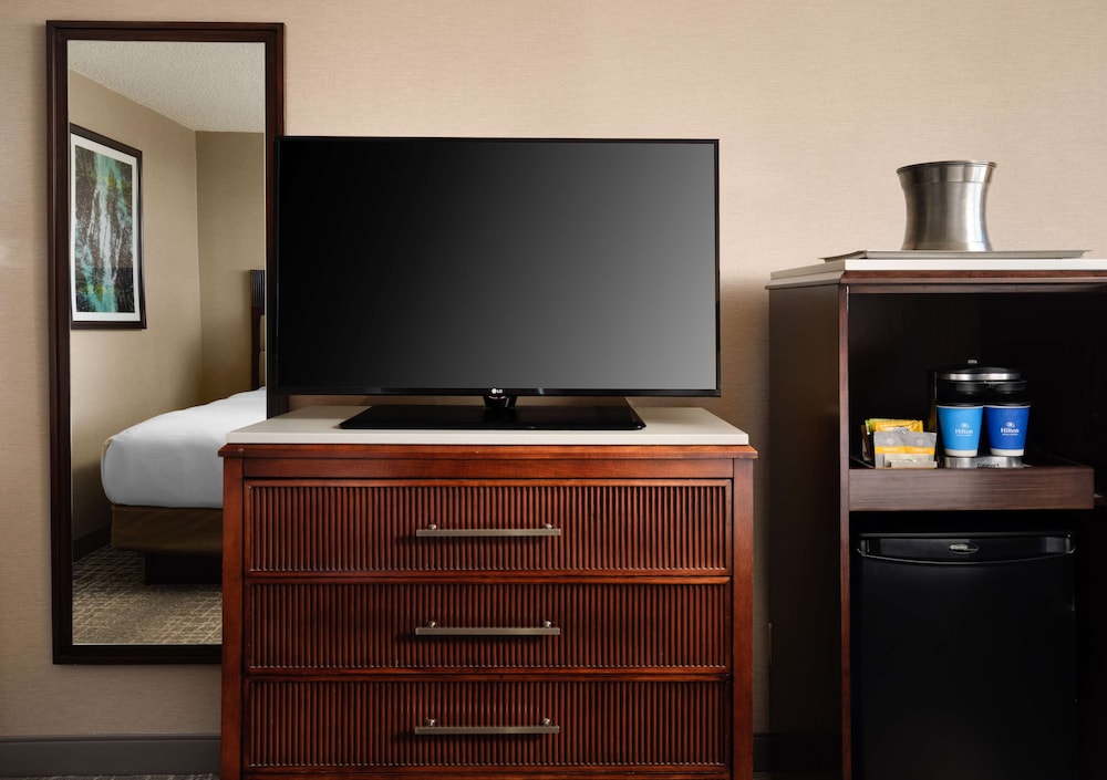 Hilton Fort Collins - photo 24