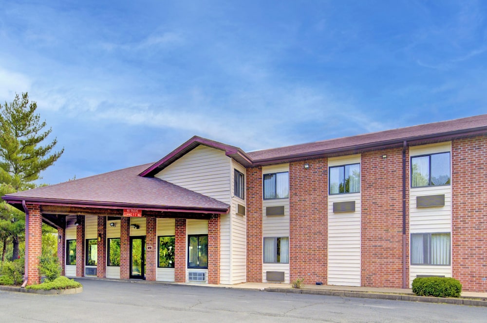 Capital O Amerihost Inn and Suites Fulton Hwy 54 MO - photo 52