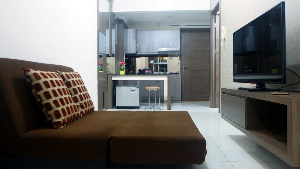 Comfortable 2BR at Signature Park Tebet Apartment By Travelio — 4-Star Luxury Hotel in Jakarta, Indonesia