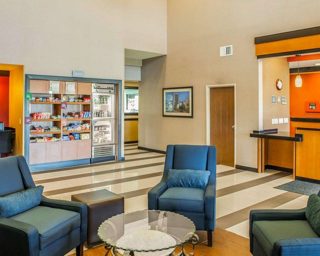 Quality Suites NE Indianapolis Fishers - photo 3