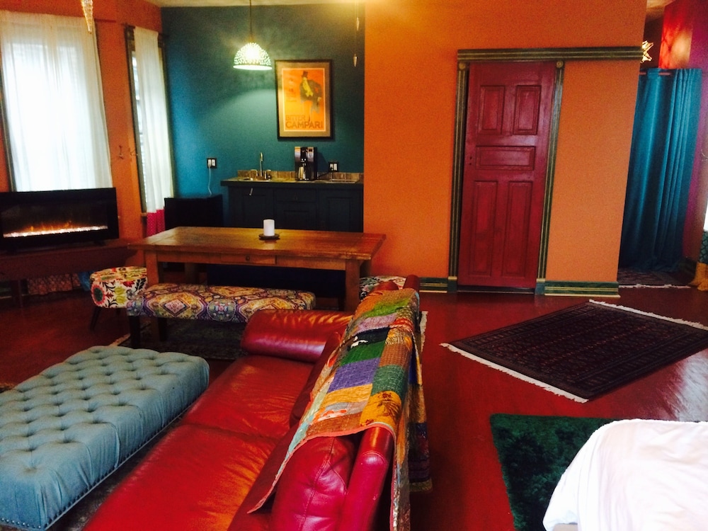 Pilsen Roadhouse - photo 18