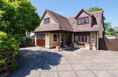 Grove Lodge 17220701 — Gosport