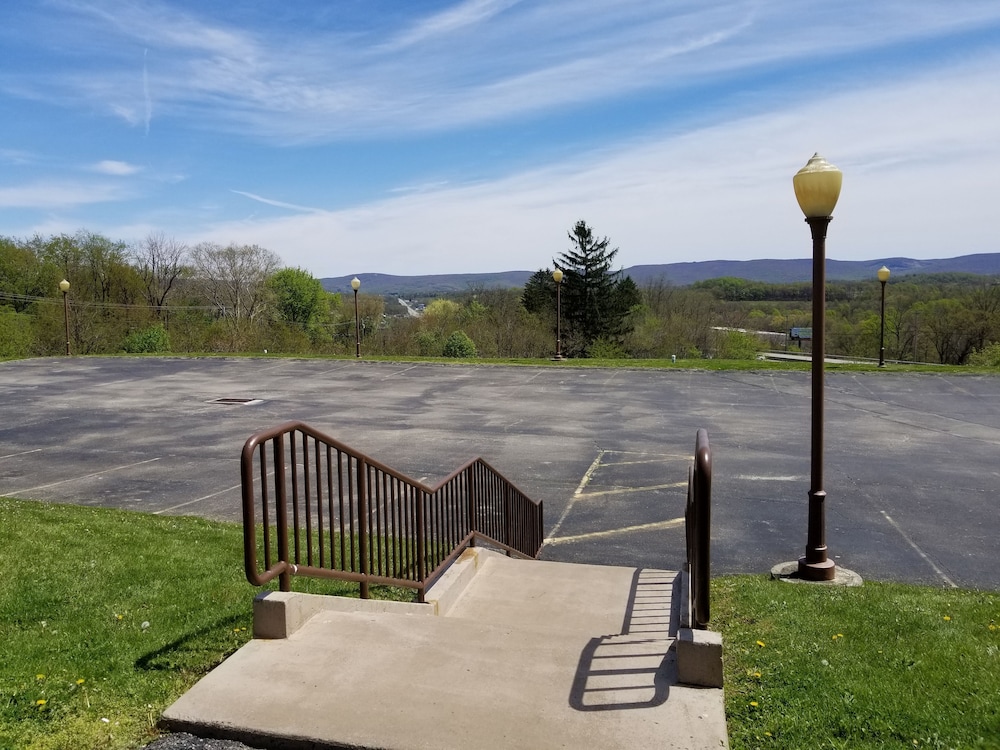 The Inn at Mountainview - photo 32