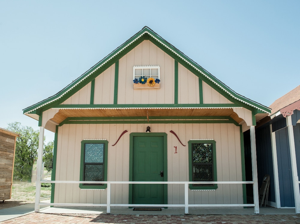 Yellow Rose Inn - photo 18