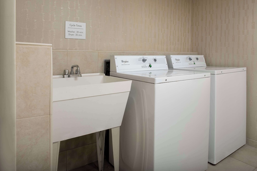 Embassy Suites Hotel Winston Salem - photo 33