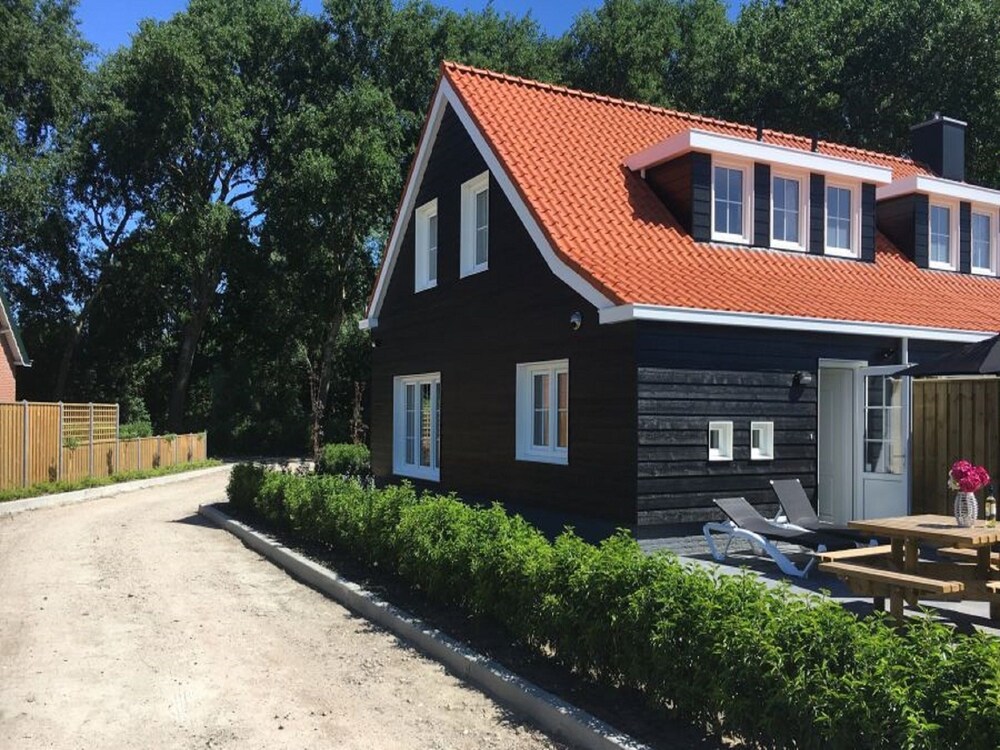 Appartement zeldenrust — 4-Star Luxury Hotel in Oostkapelle, Netherlands