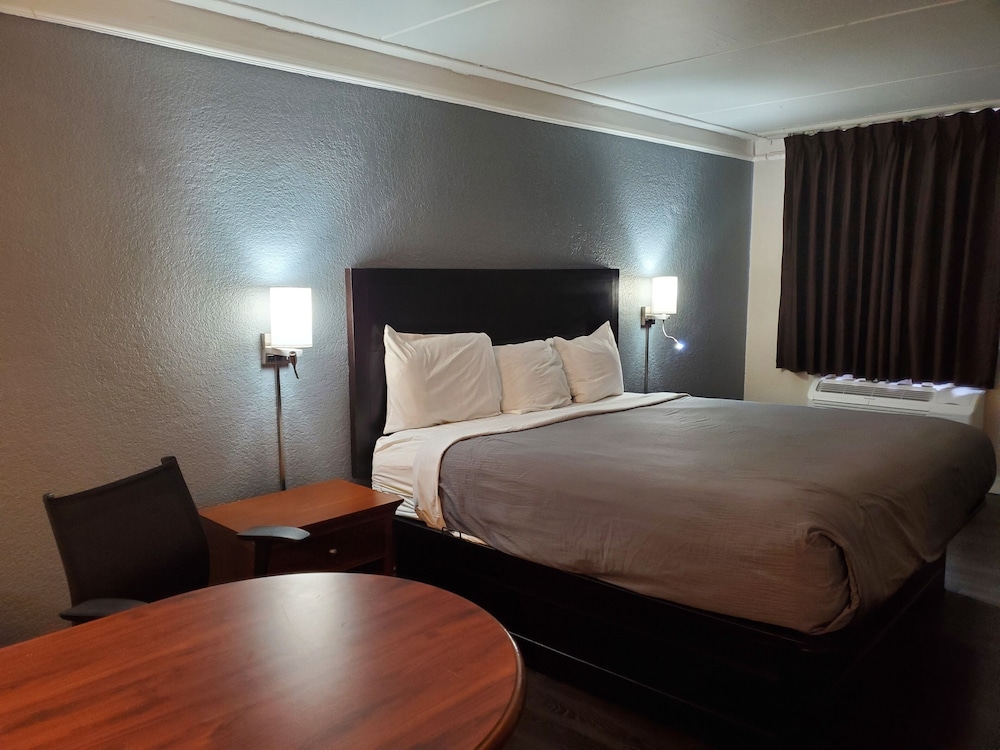 Relax Inn Little Rock - photo 13