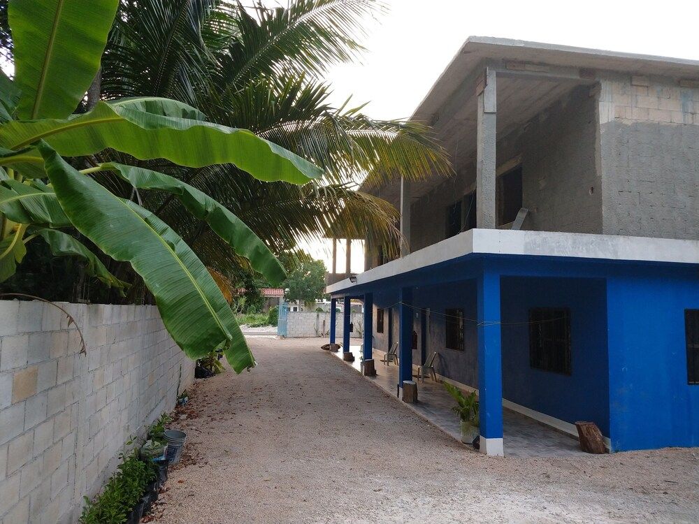 Blue Hotel - carbon neutral hotel in Bacalar